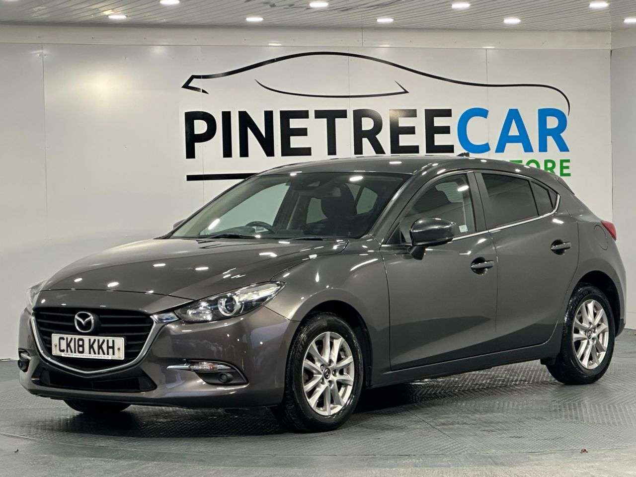 A 2018 MAZDA MAZDA3 2.0 SKYACTIV-G SE-L Nav Hatchback 5dr Petrol Manual Euro 6 (s/s) (121 ps) A 2018 MAZDA MAZDA3 2.0 SKYACTIV-G SE-L Nav Hatchback 5dr Petrol Manual Euro 6 (s/s) (121 ps)