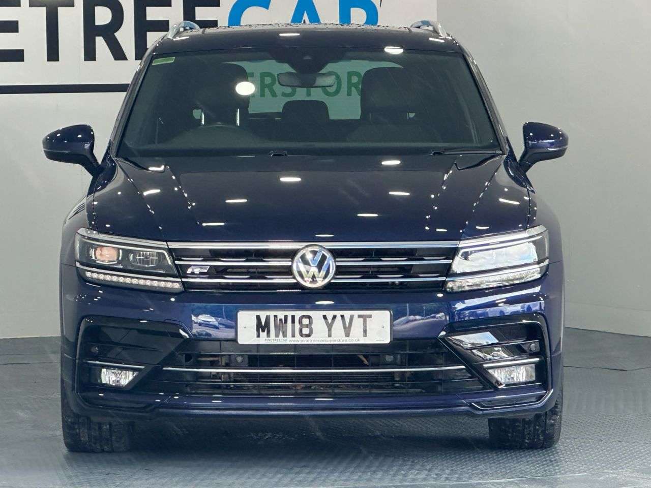 A 2018 VOLKSWAGEN TIGUAN 2.0 TDI R-Line SUV 5dr Diesel DSG Euro 6 (s/s) (150 ps) A 2018 VOLKSWAGEN TIGUAN 2.0 TDI R-Line SUV 5dr Diesel DSG Euro 6 (s/s) (150 ps)