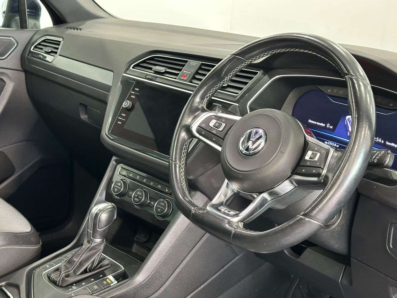 2018 VOLKSWAGEN TIGUAN 2018 VOLKSWAGEN TIGUAN