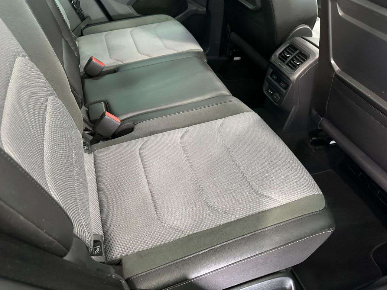 2018 VOLKSWAGEN TIGUAN 2018 VOLKSWAGEN TIGUAN