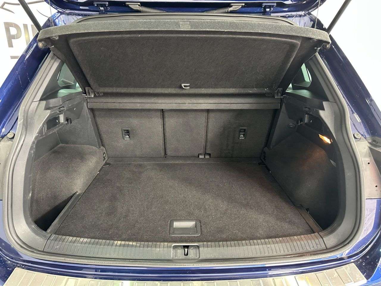 2018 VOLKSWAGEN TIGUAN 2018 VOLKSWAGEN TIGUAN