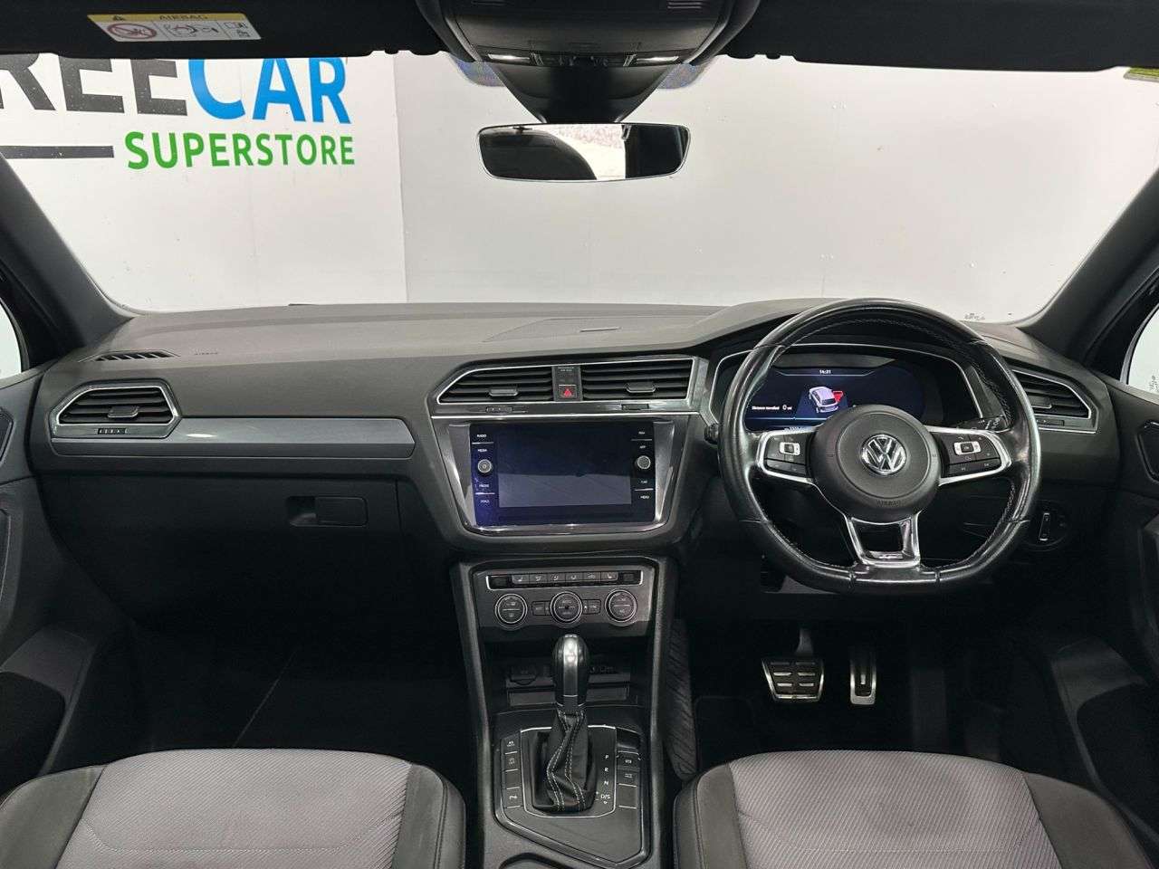 2018 VOLKSWAGEN TIGUAN 2018 VOLKSWAGEN TIGUAN