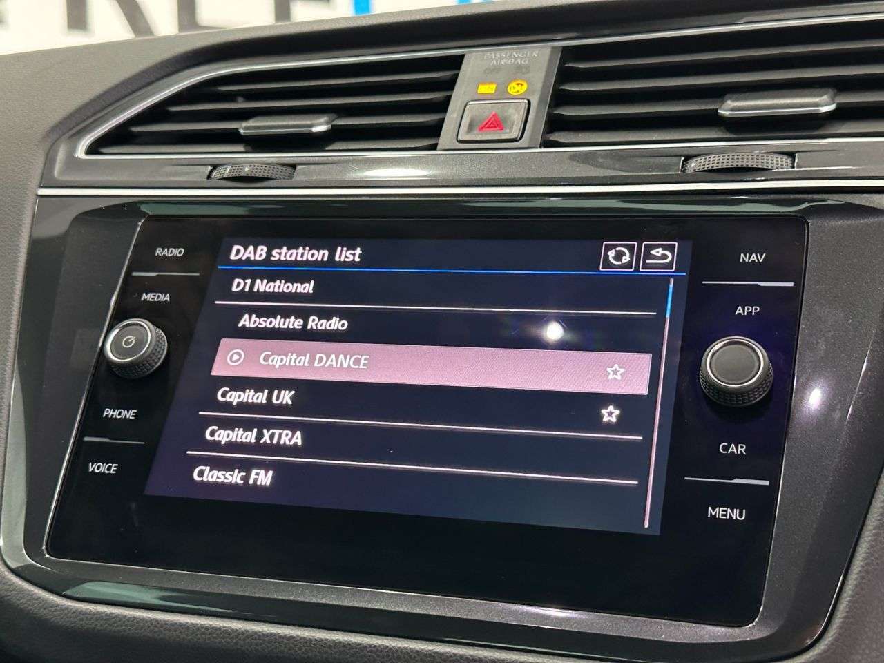 2018 VOLKSWAGEN TIGUAN 2018 VOLKSWAGEN TIGUAN