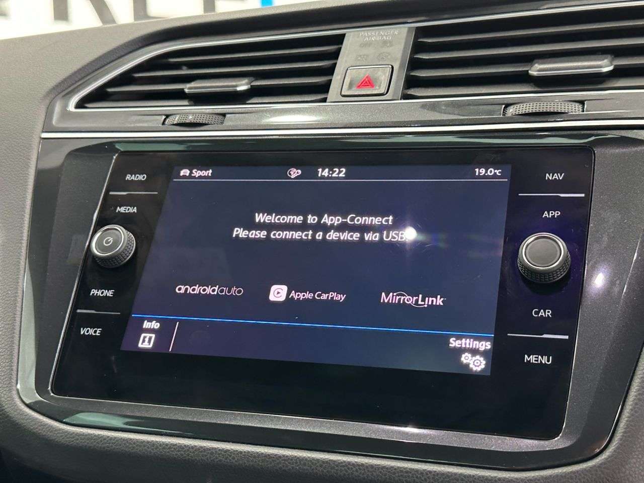 2018 VOLKSWAGEN TIGUAN 2018 VOLKSWAGEN TIGUAN