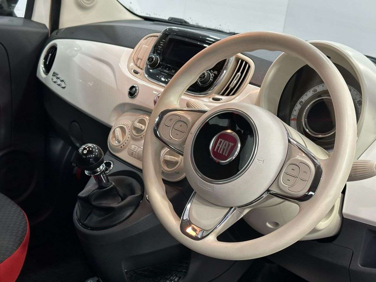 2018 FIAT 500 2018 FIAT 500