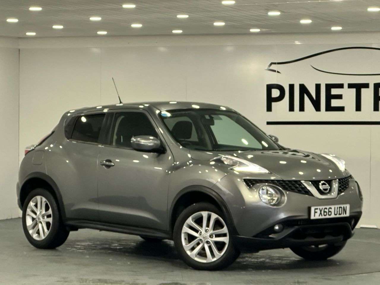 A 2016 NISSAN JUKE 1.5 dCi Acenta SUV 5dr Diesel Manual Euro 6 (s/s) (110 ps) A 2016 NISSAN JUKE 1.5 dCi Acenta SUV 5dr Diesel Manual Euro 6 (s/s) (110 ps)