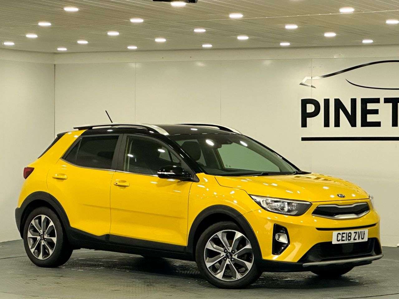 A 2018 KIA STONIC 1.0 T-GDi First Edition SUV 5dr Petrol Manual Euro 6 (s/s) (118 bhp) A 2018 KIA STONIC 1.0 T-GDi First Edition SUV 5dr Petrol Manual Euro 6 (s/s) (118 bhp)