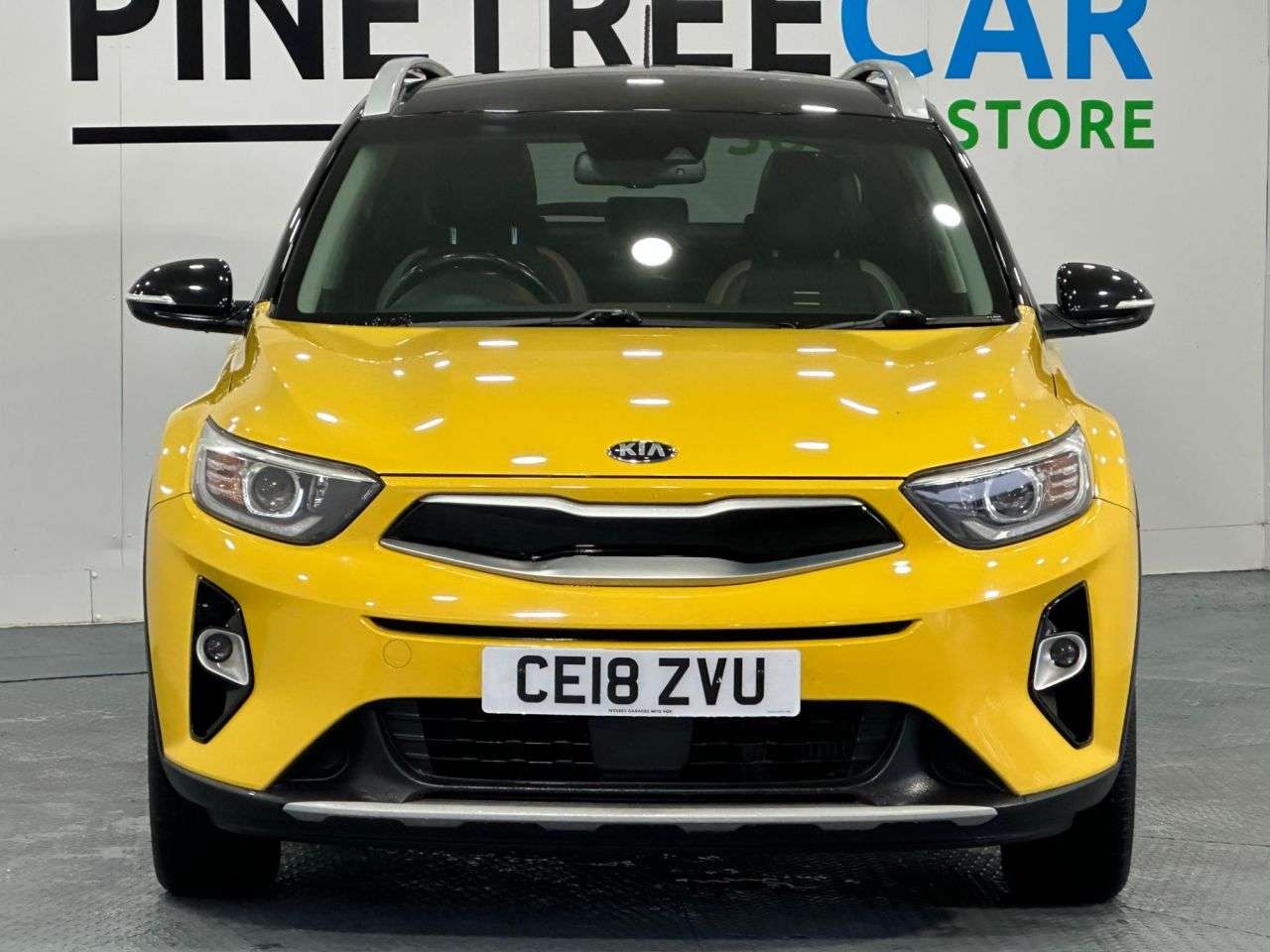 A 2018 KIA STONIC 1.0 T-GDi First Edition SUV 5dr Petrol Manual Euro 6 (s/s) (118 bhp) A 2018 KIA STONIC 1.0 T-GDi First Edition SUV 5dr Petrol Manual Euro 6 (s/s) (118 bhp)