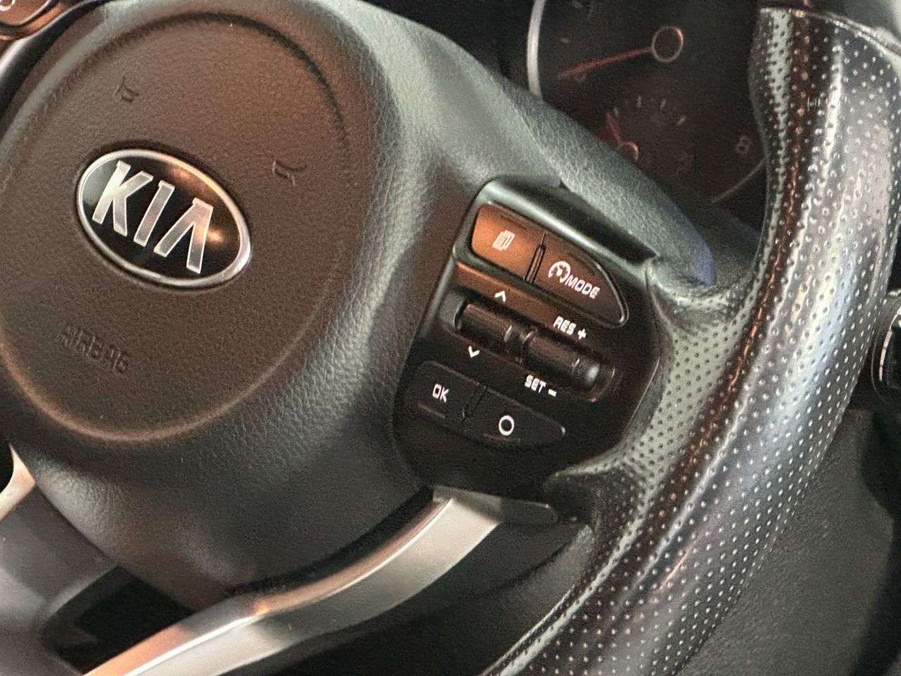 2018 KIA STONIC 2018 KIA STONIC