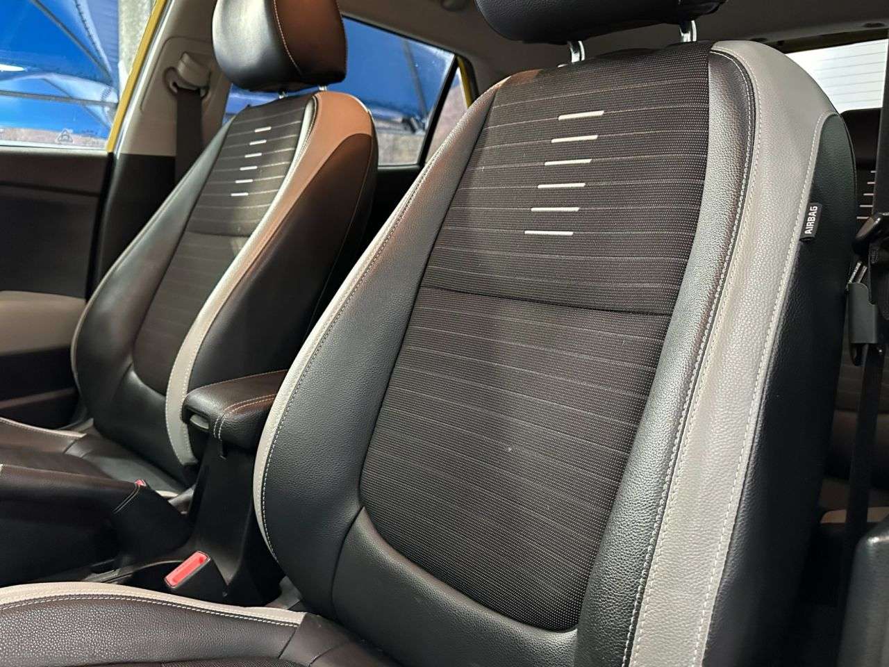 2018 KIA STONIC 2018 KIA STONIC