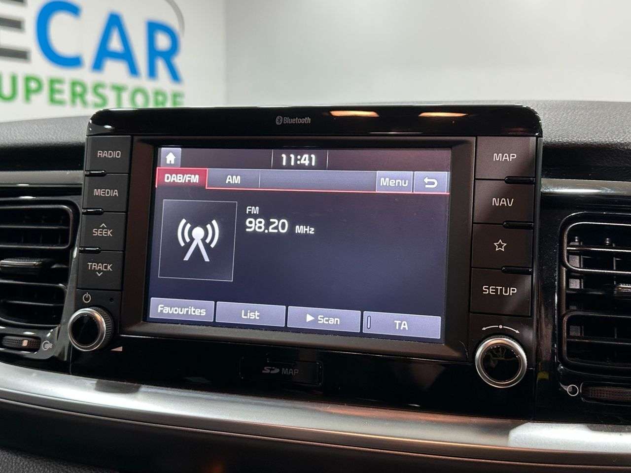 2018 KIA STONIC 2018 KIA STONIC