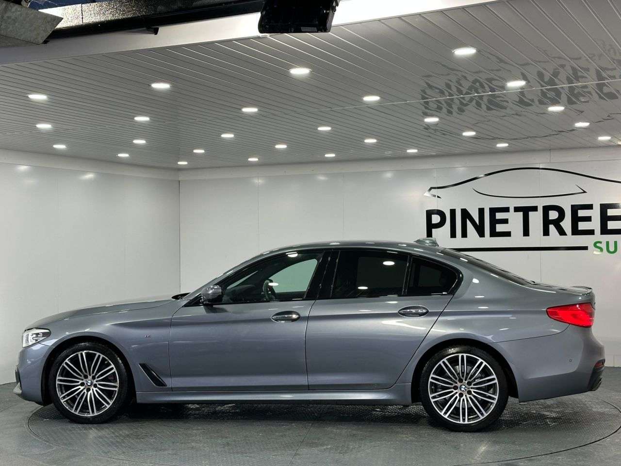 2017 BMW 5 SERIES 2017 BMW 5 SERIES