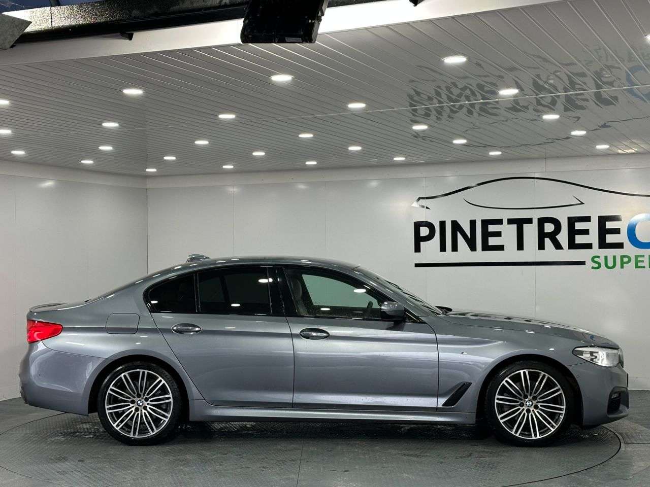 2017 BMW 5 SERIES 2017 BMW 5 SERIES