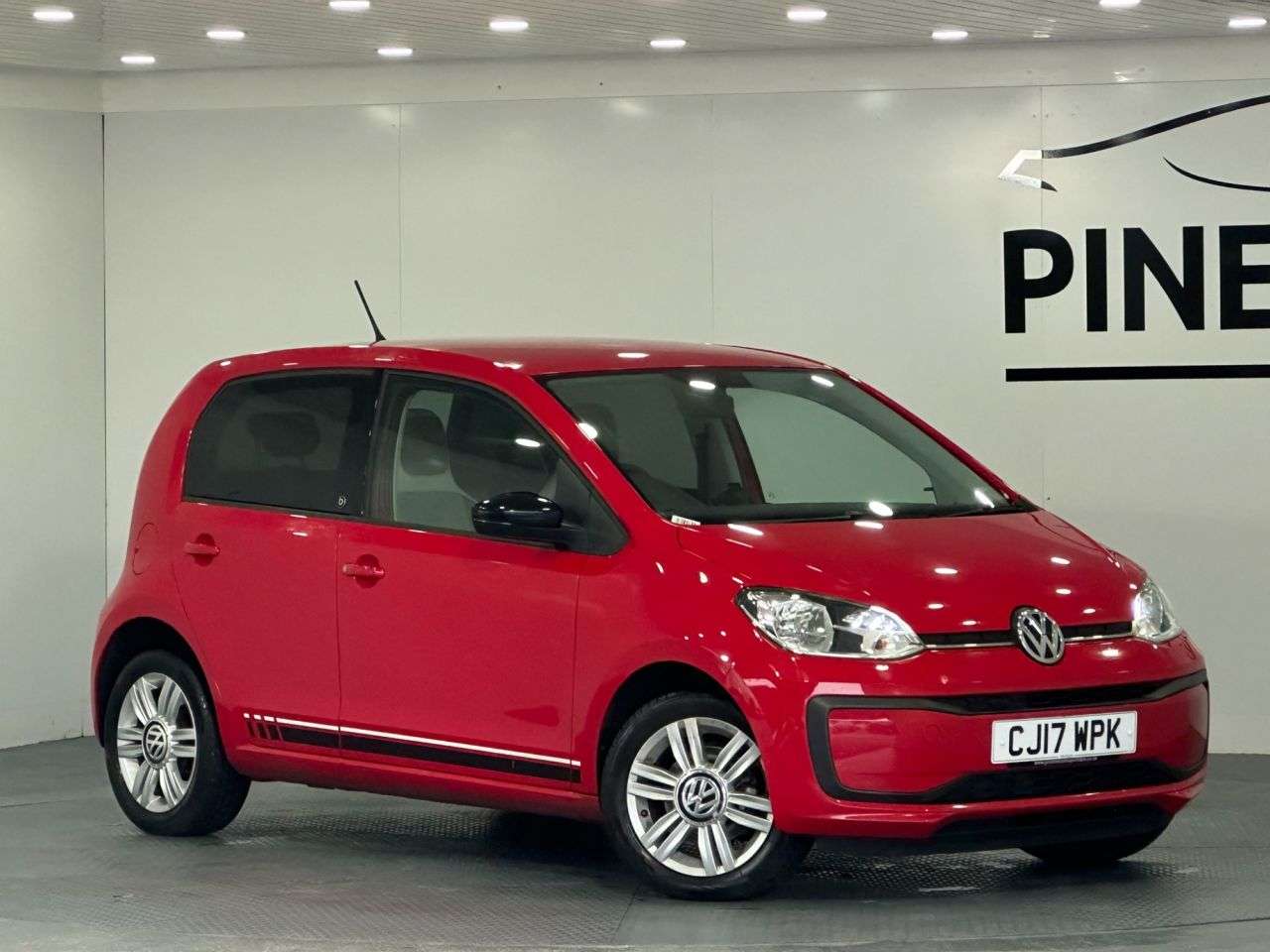 A 2017 VOLKSWAGEN UP! 1.0 up! beats Hatchback 5dr Petrol Manual Euro 6 (s/s) (60 ps) A 2017 VOLKSWAGEN UP! 1.0 up! beats Hatchback 5dr Petrol Manual Euro 6 (s/s) (60 ps)