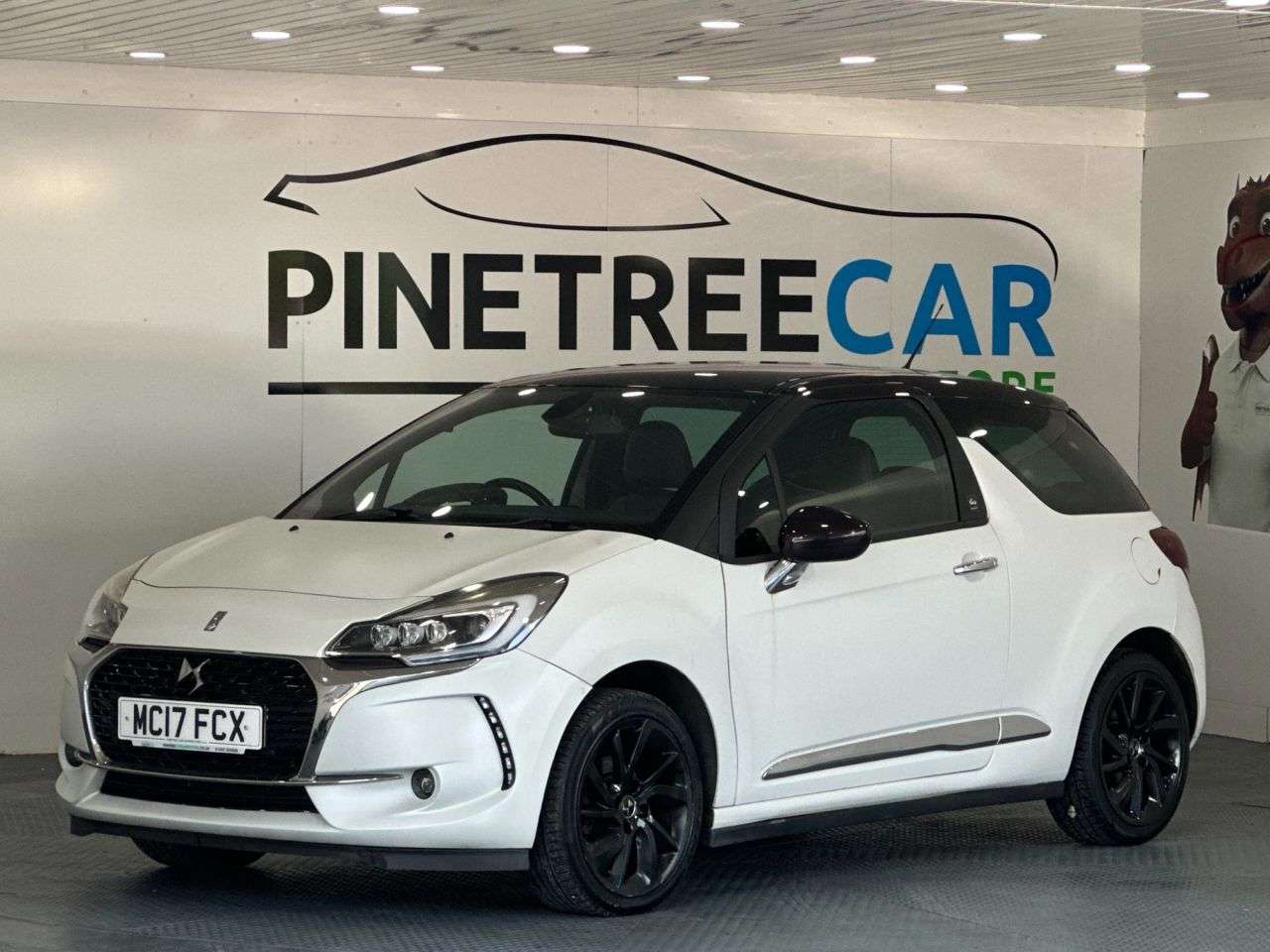 A 2017 DS AUTOMOBILES DS 3 1.2 PureTech Givenchy Le Makeup Hatchback 3dr Petrol Manual Euro 6 (s/s) (1 A 2017 DS AUTOMOBILES DS 3 1.2 PureTech Givenchy Le Makeup Hatchback 3dr Petrol Manual Euro 6 (s/s) (1