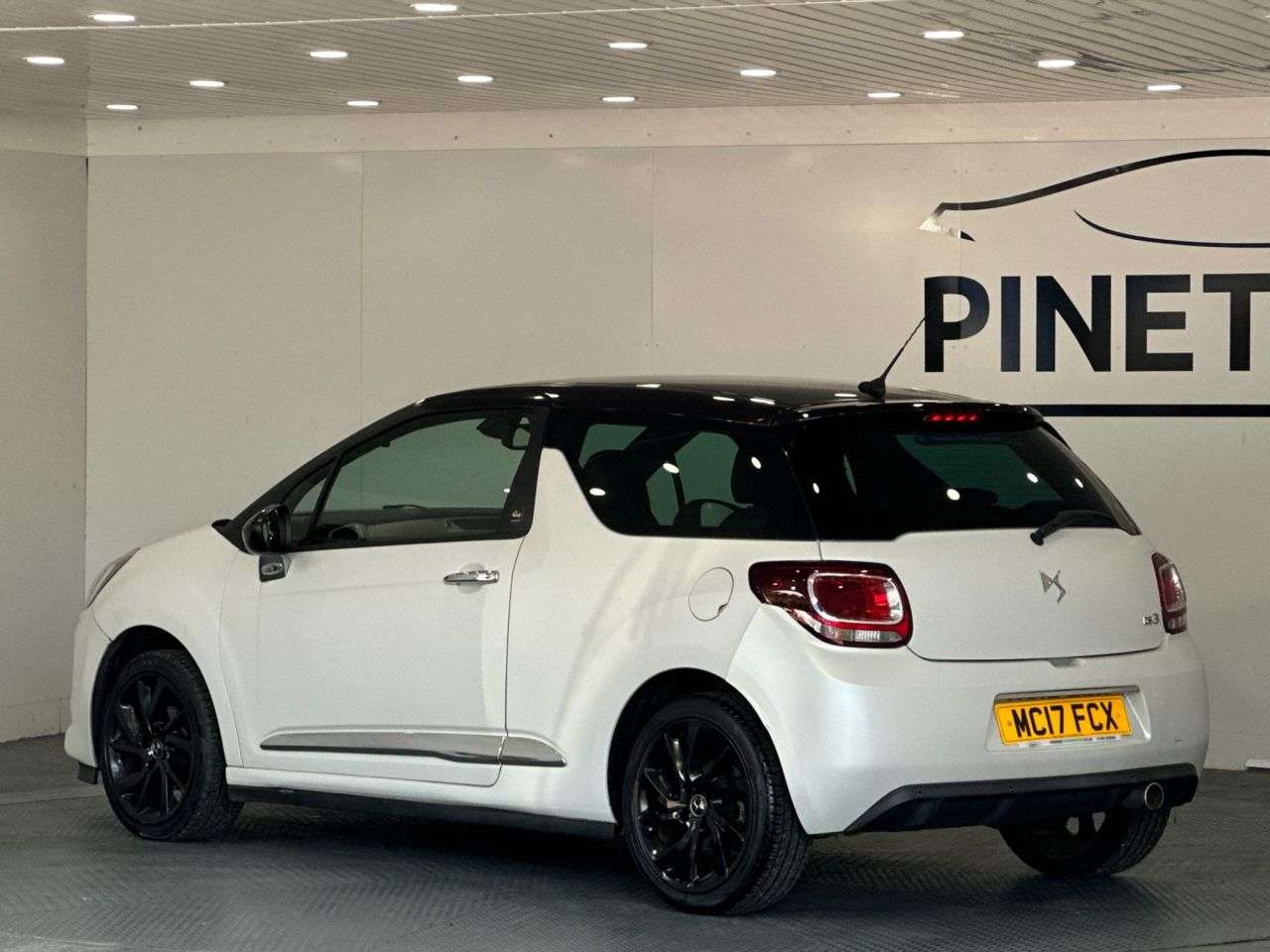 2017 DS AUTOMOBILES DS 3 2017 DS AUTOMOBILES DS 3