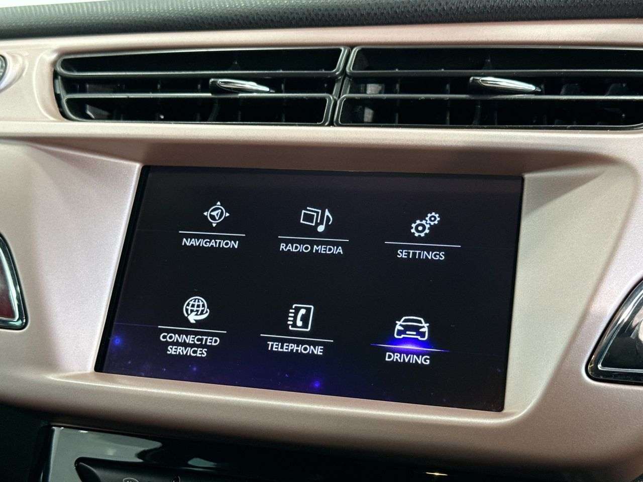 2017 DS AUTOMOBILES DS 3 2017 DS AUTOMOBILES DS 3