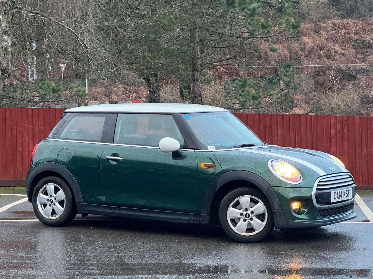 A 2014 MINI HATCH 1.5 Cooper Hatchback 3dr Petrol Manual Euro 6 (s/s) (136 ps) A 2014 MINI HATCH 1.5 Cooper Hatchback 3dr Petrol Manual Euro 6 (s/s) (136 ps)