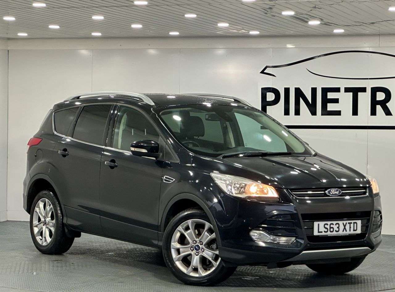 A 2014 FORD KUGA 2.0 TDCi Titanium SUV 5dr Diesel Manual AWD Euro 5 (163 ps) A 2014 FORD KUGA 2.0 TDCi Titanium SUV 5dr Diesel Manual AWD Euro 5 (163 ps)