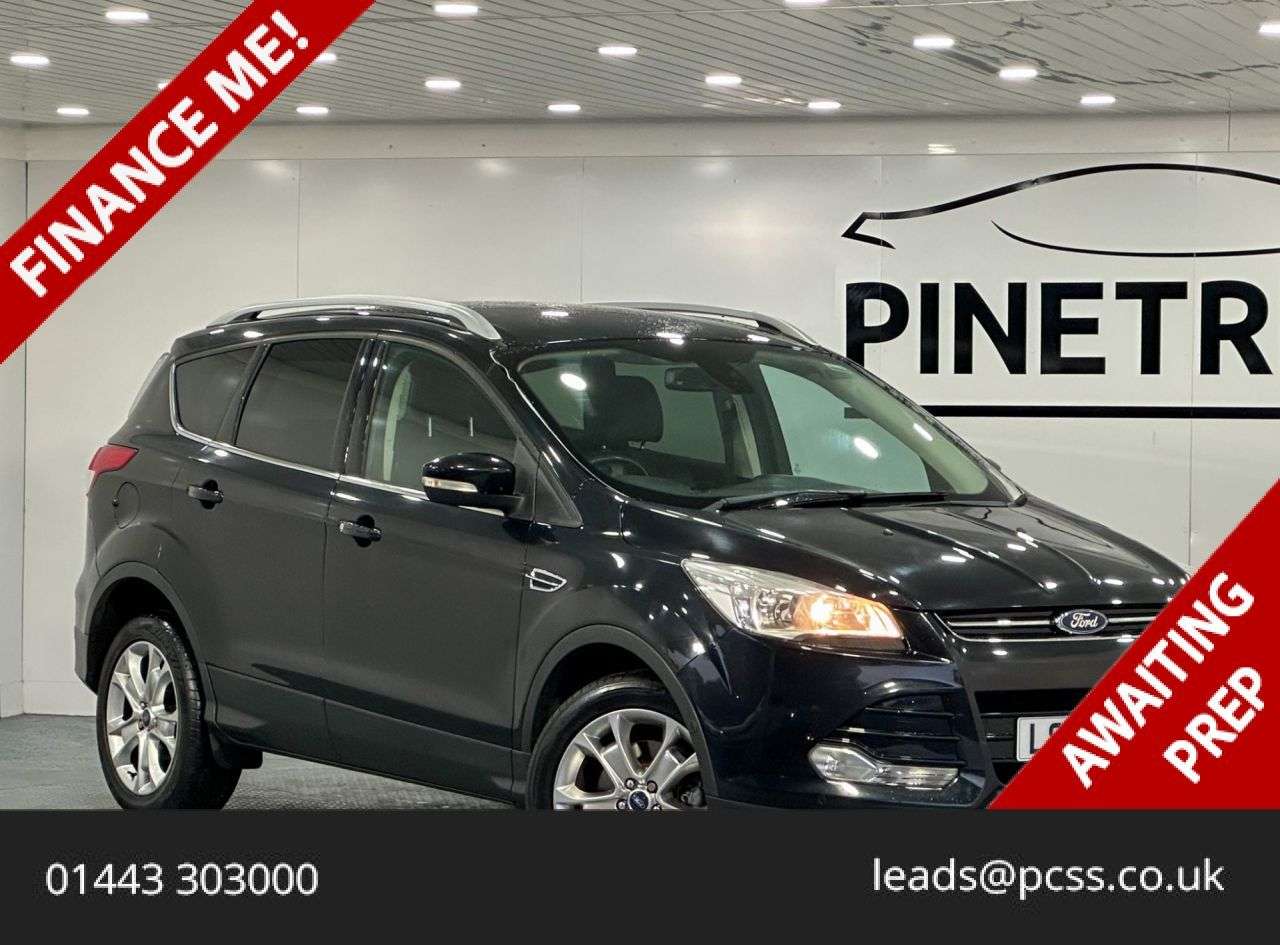 A 2014 FORD KUGA 2.0 TDCi Titanium SUV 5dr Diesel Manual AWD Euro 5 (163 ps) A 2014 FORD KUGA 2.0 TDCi Titanium SUV 5dr Diesel Manual AWD Euro 5 (163 ps)