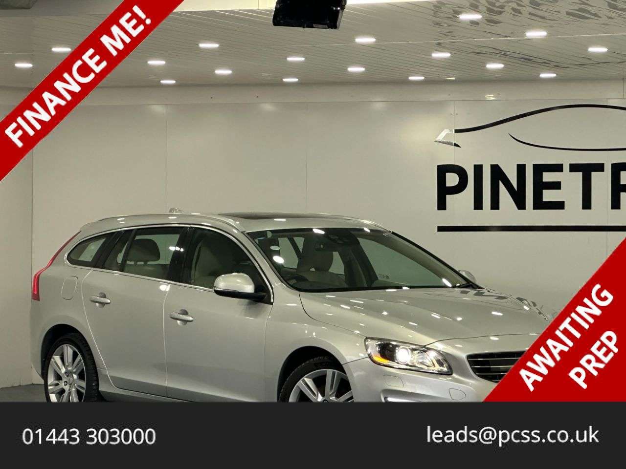 A 2013 VOLVO V60 2.4 D5 SE Lux Nav Estate 5dr Diesel Geartronic Euro 5 (215 ps) A 2013 VOLVO V60 2.4 D5 SE Lux Nav Estate 5dr Diesel Geartronic Euro 5 (215 ps)