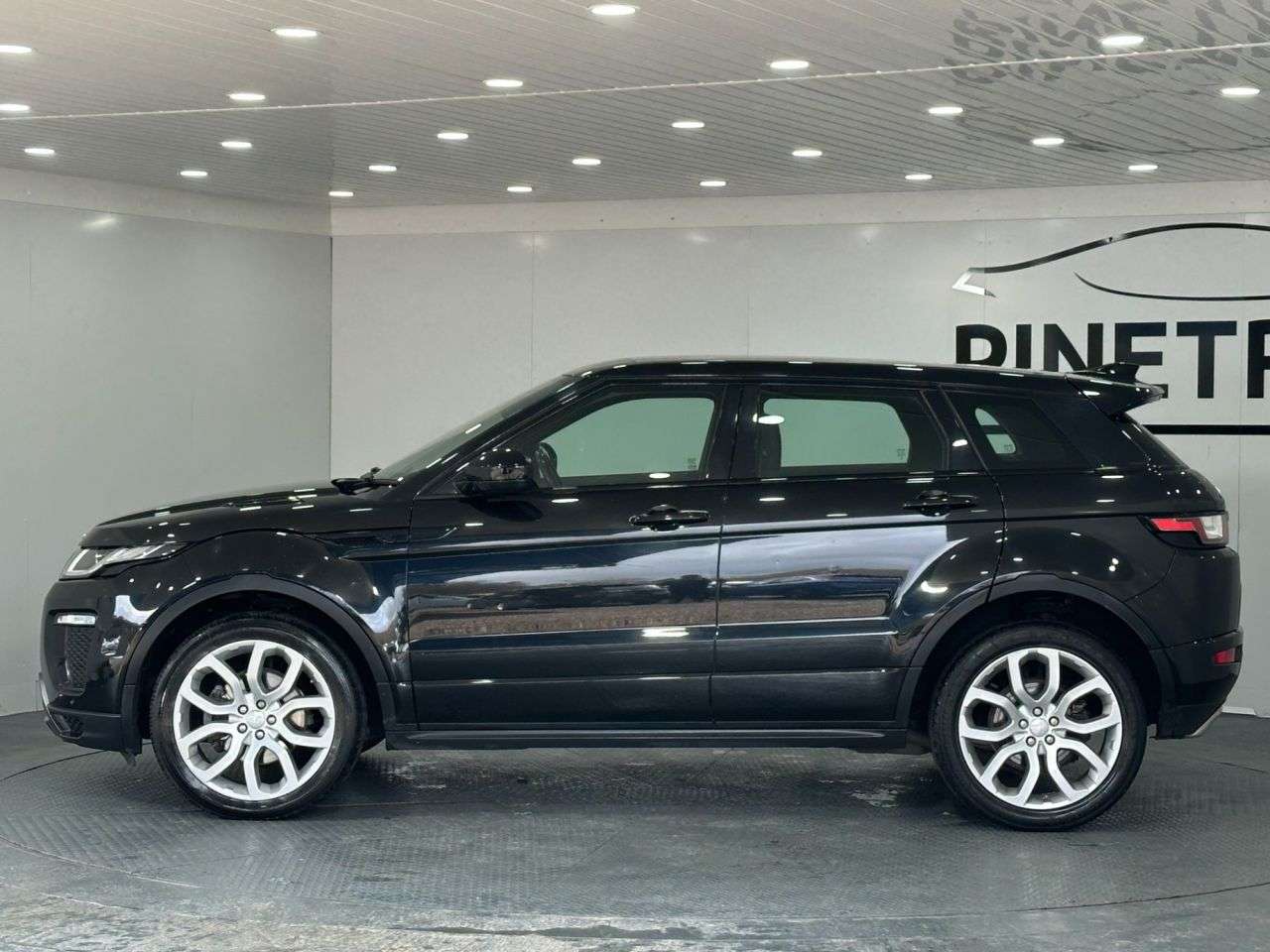 2018 LAND ROVER RANGE ROVER EVOQUE 2018 LAND ROVER RANGE ROVER EVOQUE