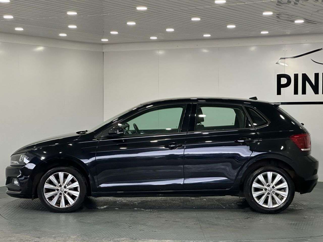 2019 VOLKSWAGEN POLO 2019 VOLKSWAGEN POLO