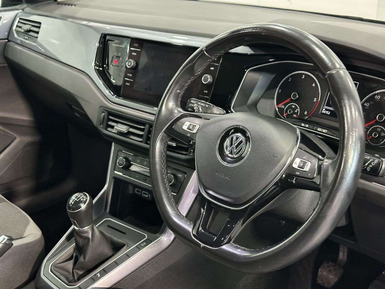 2019 VOLKSWAGEN POLO 2019 VOLKSWAGEN POLO