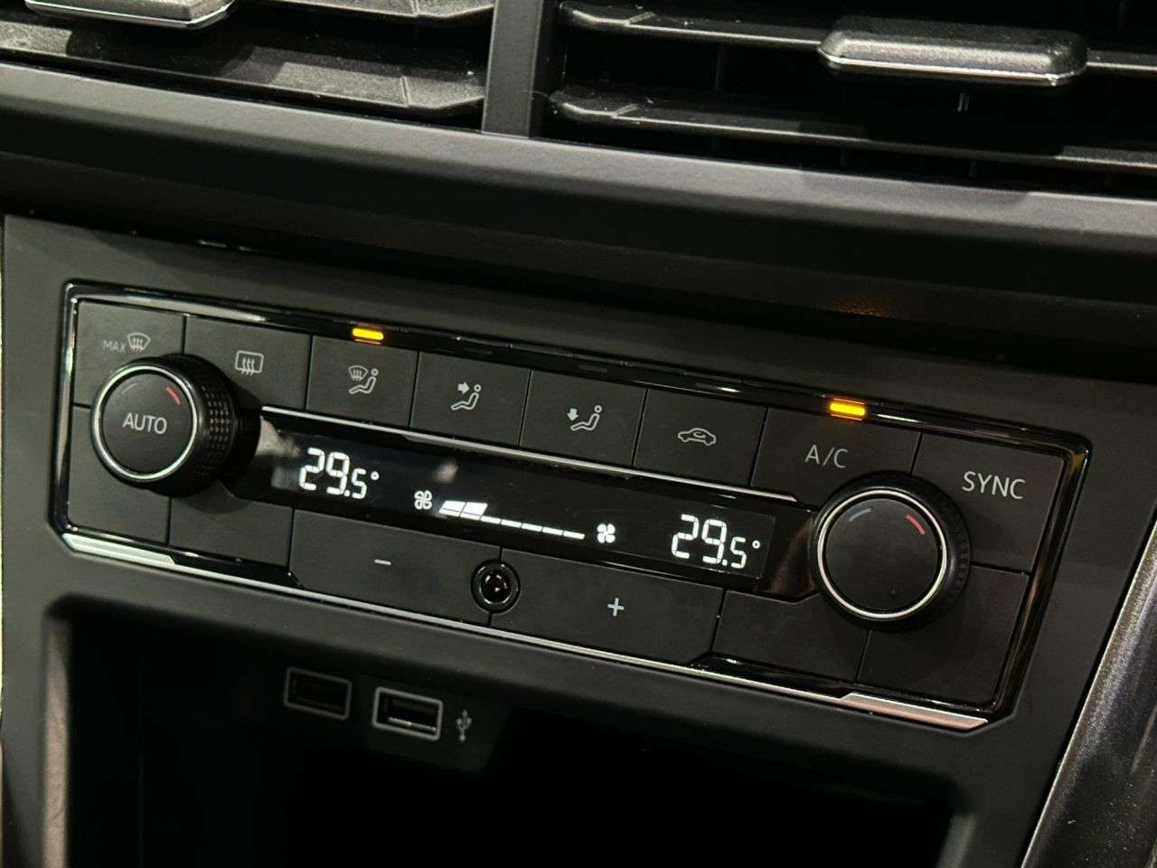 2019 VOLKSWAGEN POLO 2019 VOLKSWAGEN POLO