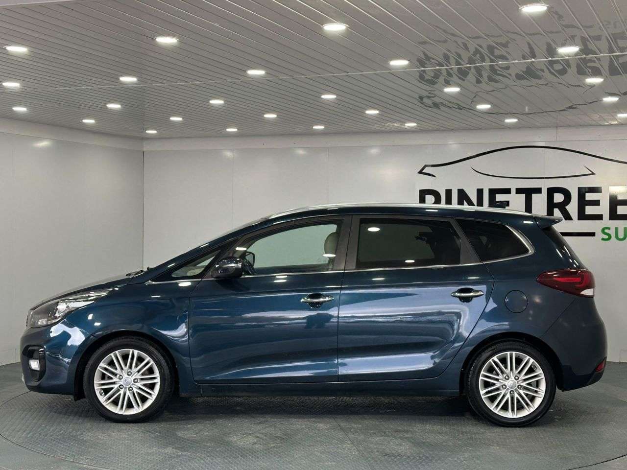 2018 KIA CARENS 2018 KIA CARENS