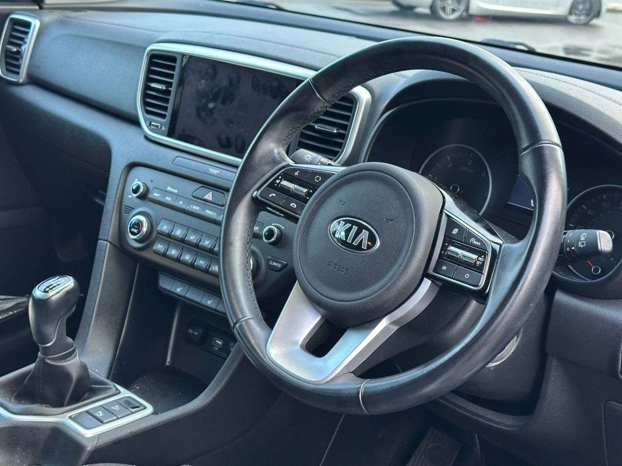 A 2022 KIA SPORTAGE 1.6 CRDi MHEV 2 SUV 5dr Diesel Hybrid Manual Euro 6 (s/s) (134 bhp) A 2022 KIA SPORTAGE 1.6 CRDi MHEV 2 SUV 5dr Diesel Hybrid Manual Euro 6 (s/s) (134 bhp)