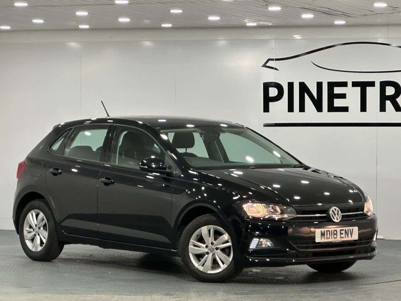 A 2018 VOLKSWAGEN POLO 1.0 TSI SE Hatchback 5dr Petrol DSG Euro 6 (s/s) (95 ps) A 2018 VOLKSWAGEN POLO 1.0 TSI SE Hatchback 5dr Petrol DSG Euro 6 (s/s) (95 ps)