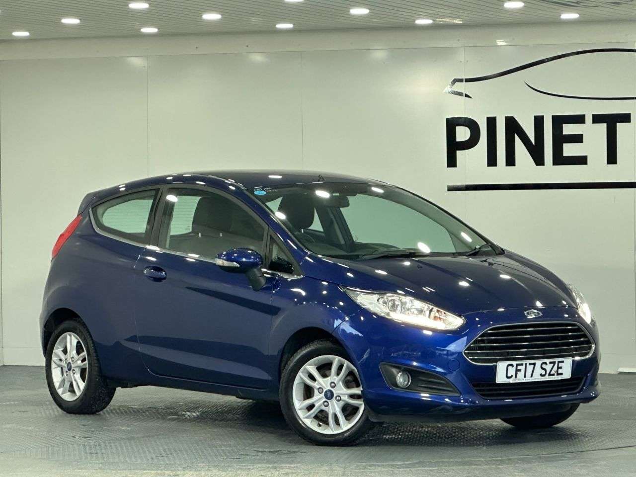 A 2017 FORD FIESTA 1.0T EcoBoost Zetec Hatchback 3dr Petrol Manual Euro 6 (s/s) (100 ps) A 2017 FORD FIESTA 1.0T EcoBoost Zetec Hatchback 3dr Petrol Manual Euro 6 (s/s) (100 ps)