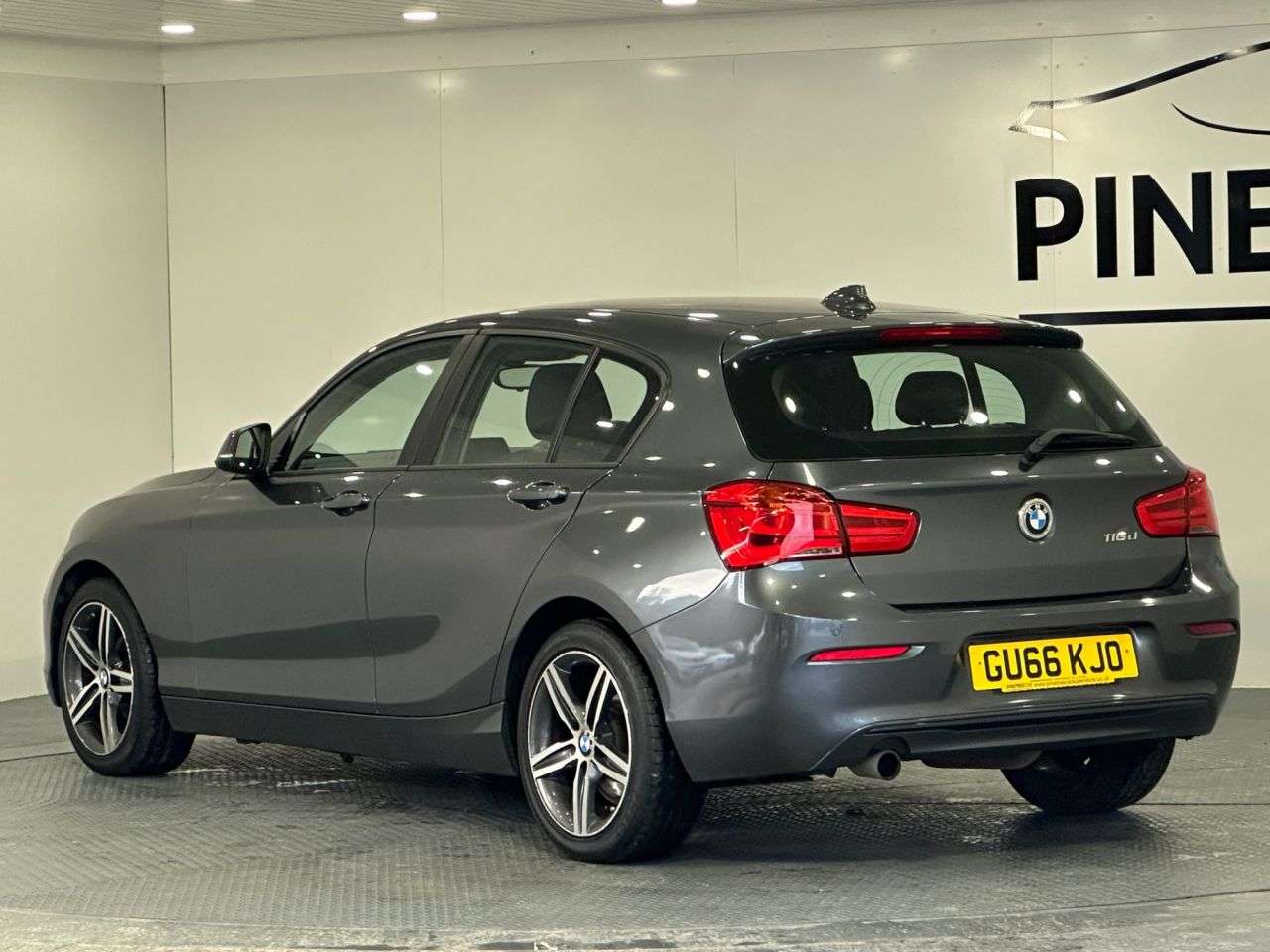 2016 BMW 1 SERIES 2016 BMW 1 SERIES