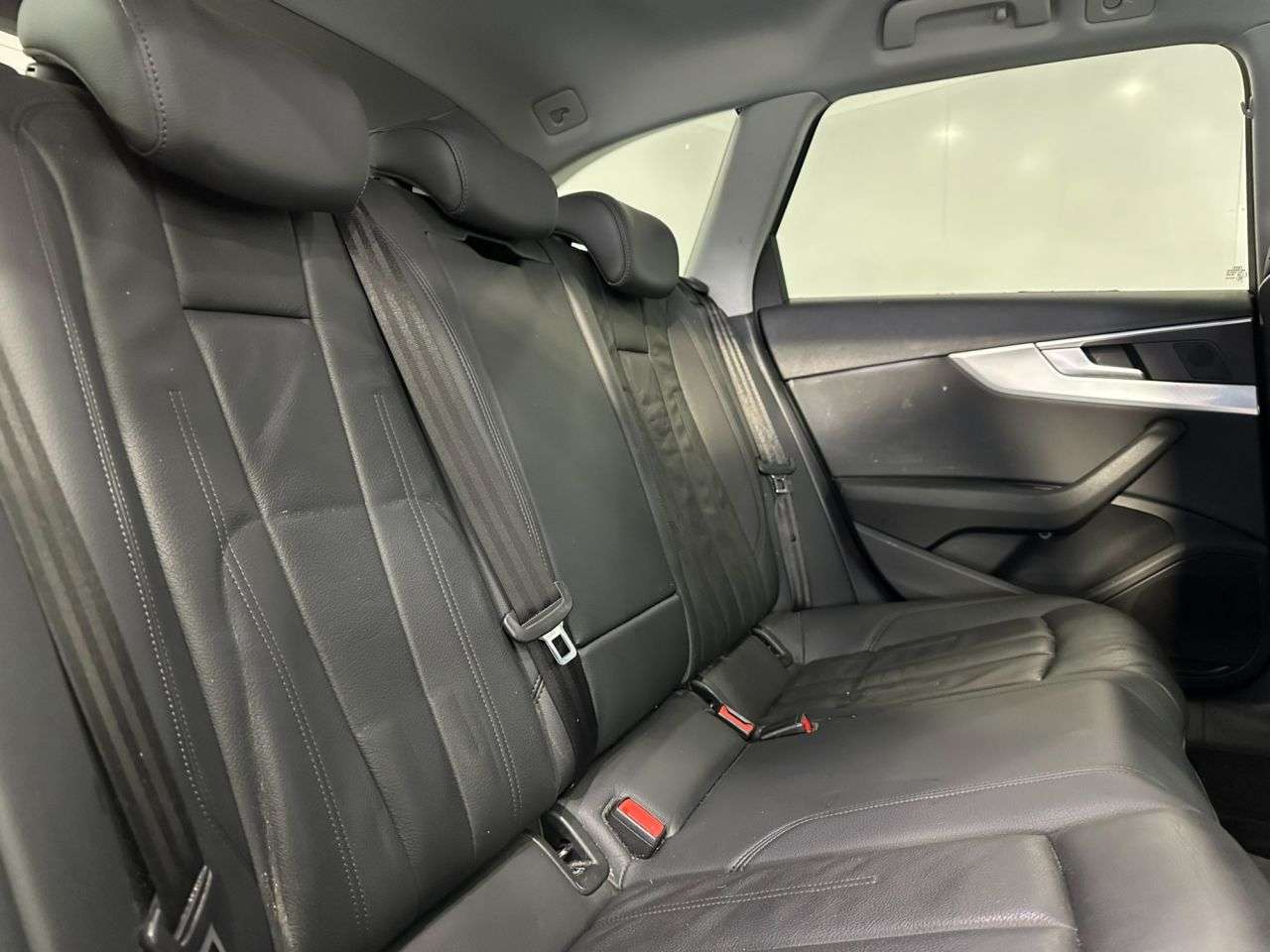 2019 AUDI A4 AVANT 2019 AUDI A4 AVANT