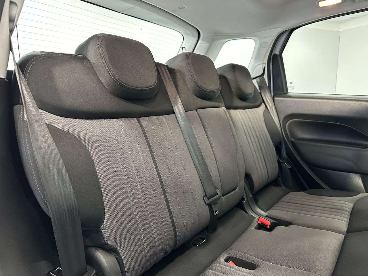 2017 FIAT 500L 2017 FIAT 500L