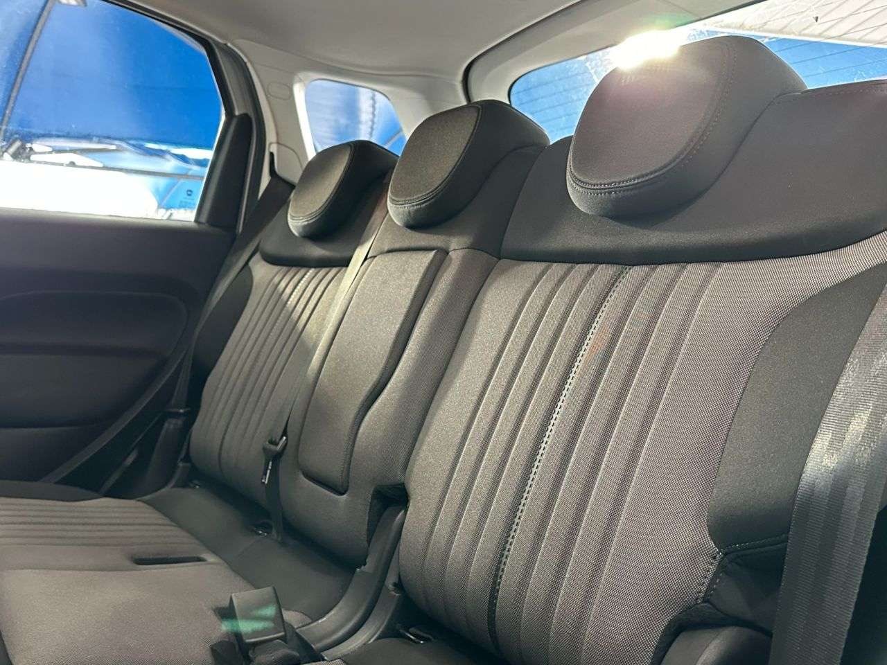 2017 FIAT 500L 2017 FIAT 500L