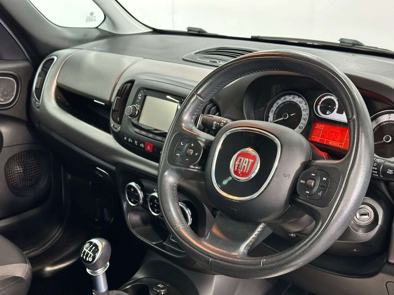 2017 FIAT 500L 2017 FIAT 500L