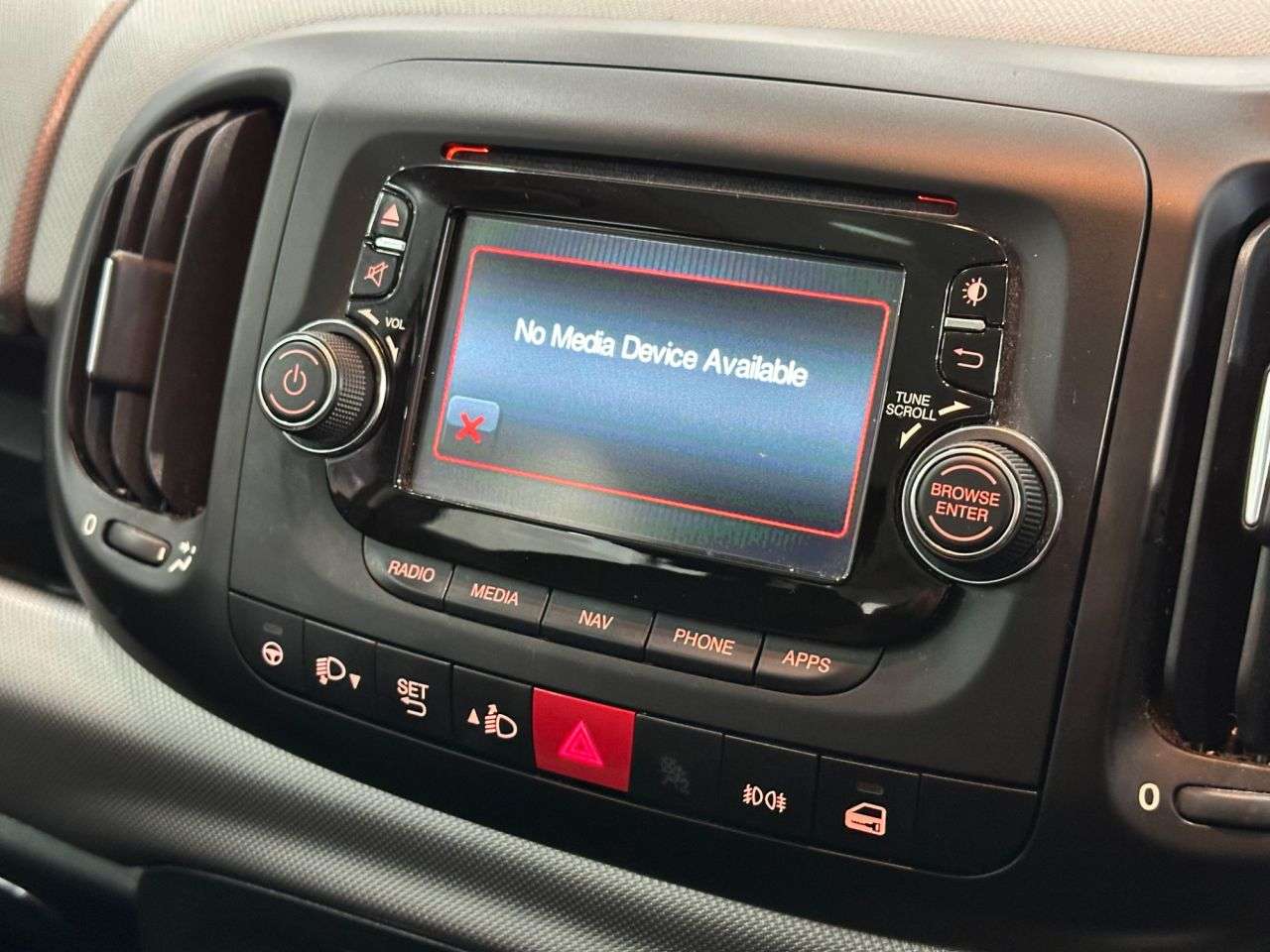 2017 FIAT 500L 2017 FIAT 500L