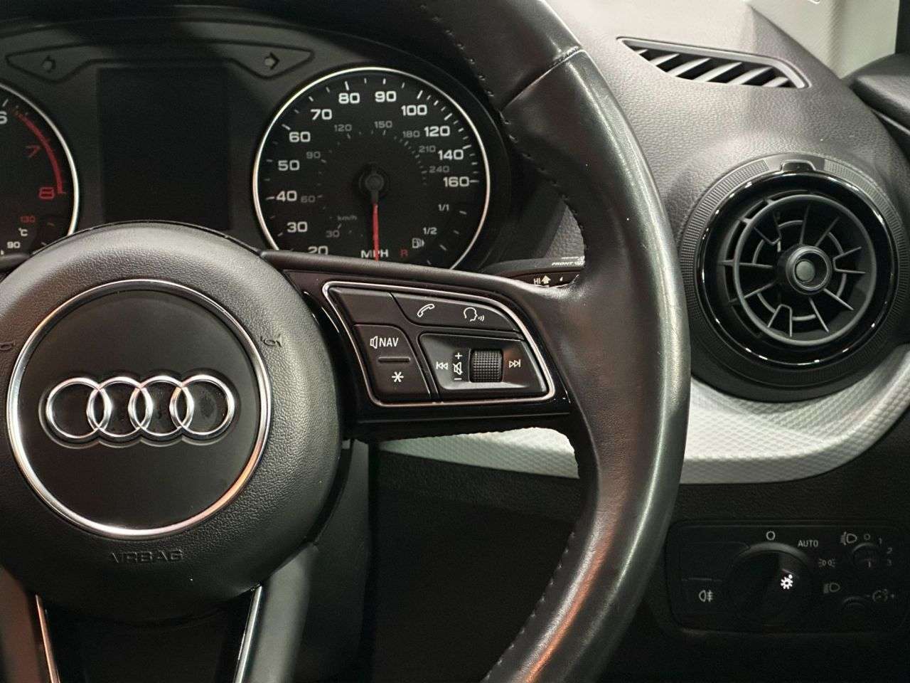 2018 AUDI Q2 2018 AUDI Q2