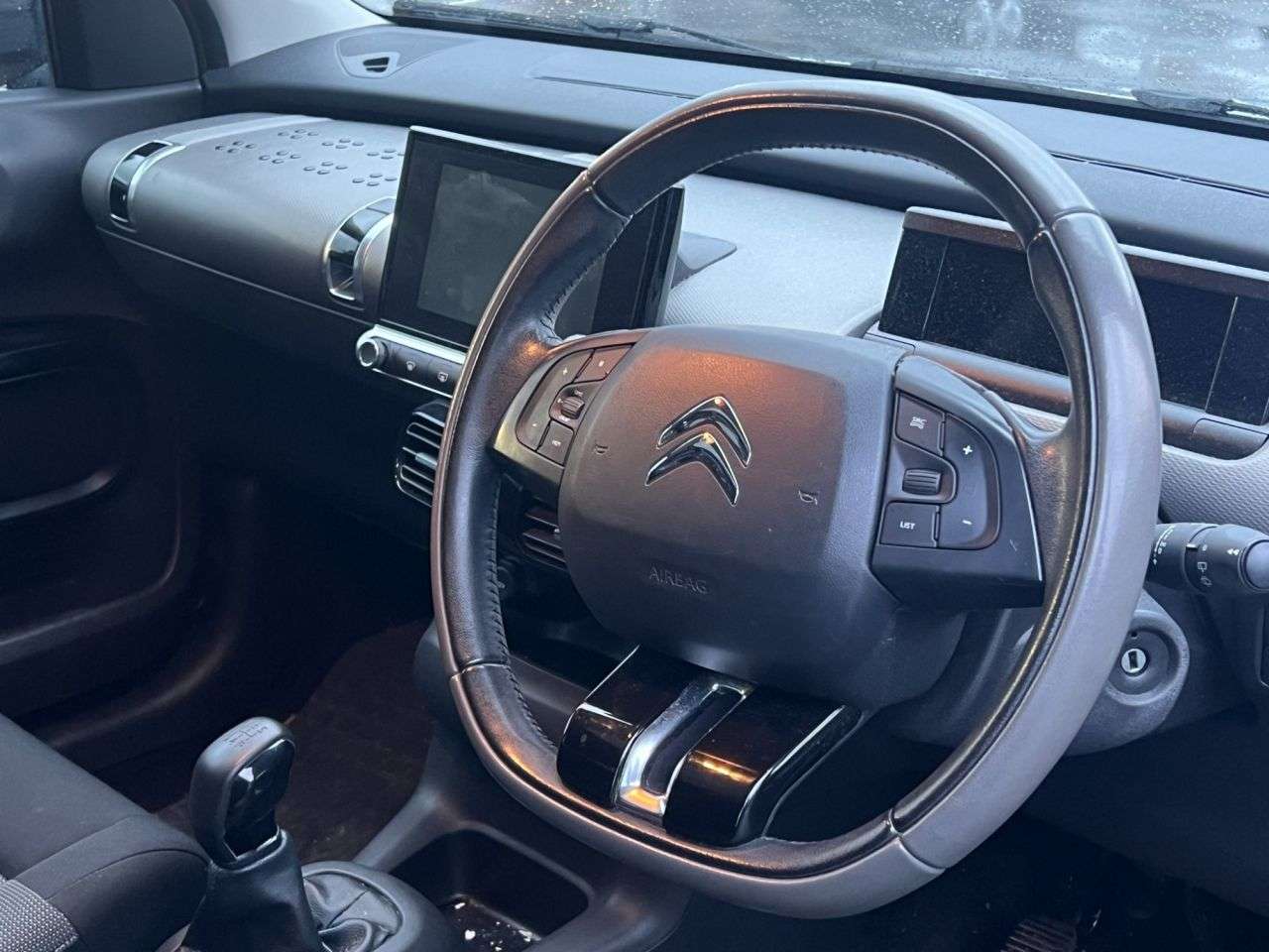 A 2015 CITROEN C4 CACTUS 1.2 PureTech Feel Hatchback 5dr Petrol Manual Euro 6 (s/s) (110 ps) A 2015 CITROEN C4 CACTUS 1.2 PureTech Feel Hatchback 5dr Petrol Manual Euro 6 (s/s) (110 ps)