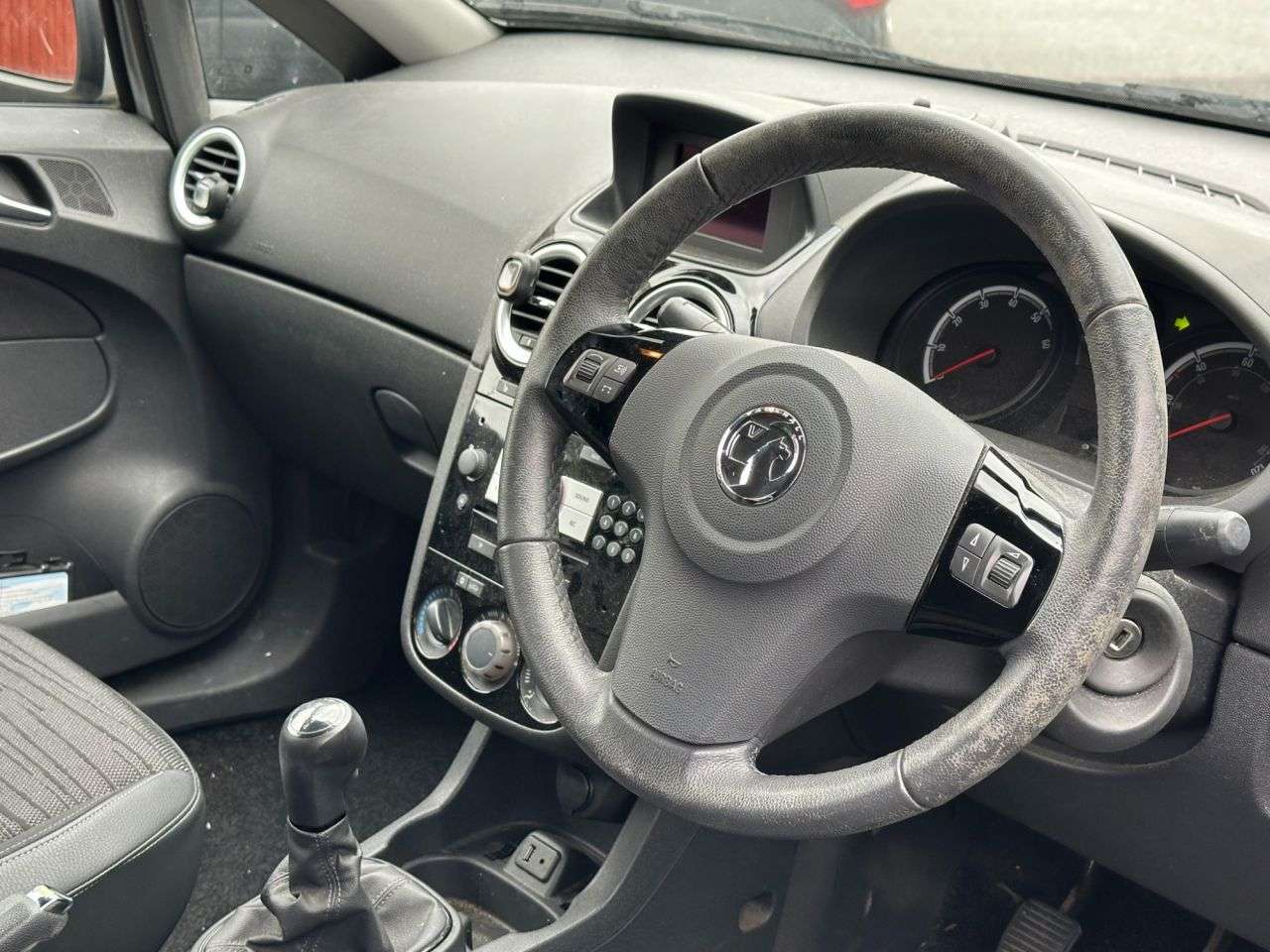 A 2014 VAUXHALL CORSA 1.0 ecoFLEX 12V Excite Hatchback 3dr Petrol Manual Euro 5 (A/C) (65 ps) A 2014 VAUXHALL CORSA 1.0 ecoFLEX 12V Excite Hatchback 3dr Petrol Manual Euro 5 (A/C) (65 ps)