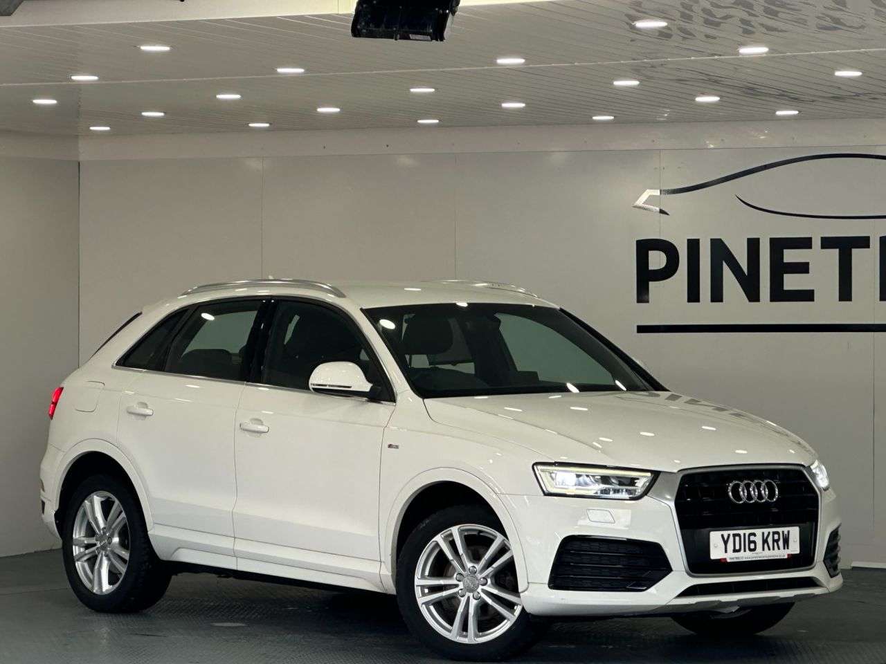 A 2016 AUDI Q3 2.0 TDI S line SUV 5dr Diesel Manual Euro 6 (s/s) (Nav) (150 ps) A 2016 AUDI Q3 2.0 TDI S line SUV 5dr Diesel Manual Euro 6 (s/s) (Nav) (150 ps)