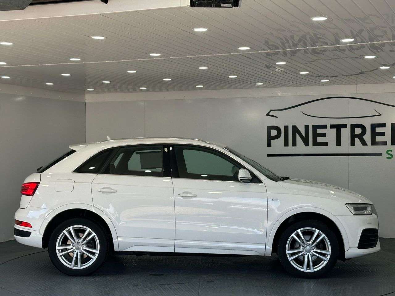 2016 AUDI Q3 2016 AUDI Q3