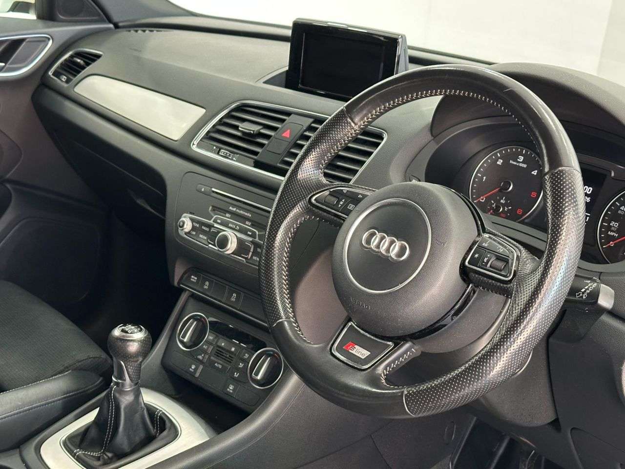 2016 AUDI Q3 2016 AUDI Q3