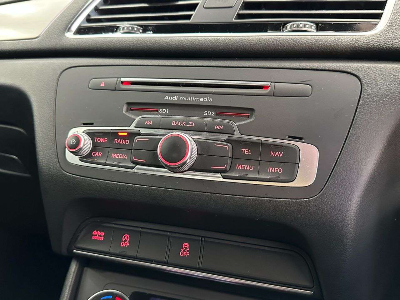 2016 AUDI Q3 2016 AUDI Q3