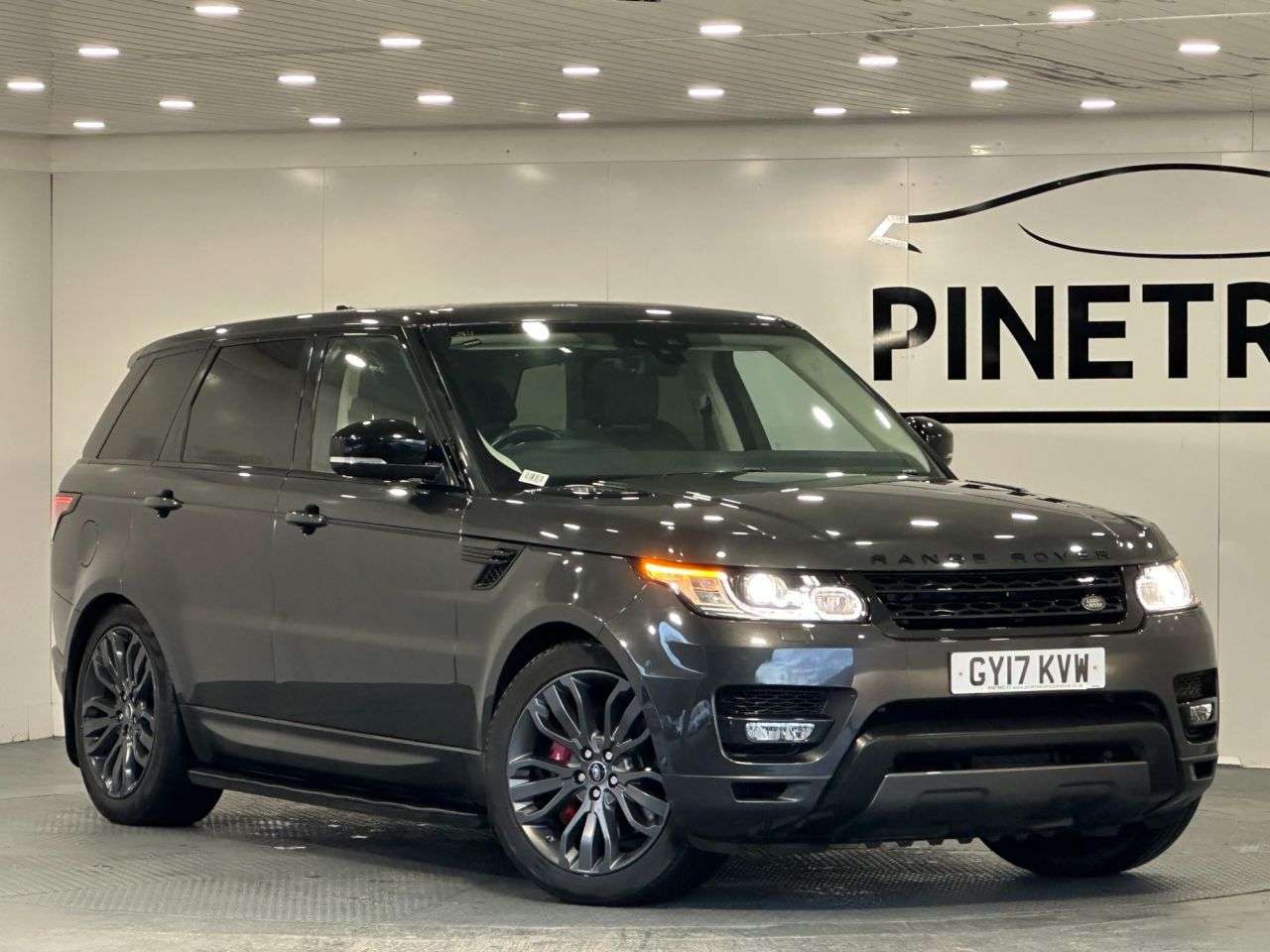 A 2017 LAND ROVER RANGE ROVER SPORT 3.0 SD V6 HSE Dynamic SUV 5dr Diesel Auto 4WD Euro 6 (s/s) (306 ps) A 2017 LAND ROVER RANGE ROVER SPORT 3.0 SD V6 HSE Dynamic SUV 5dr Diesel Auto 4WD Euro 6 (s/s) (306 ps)