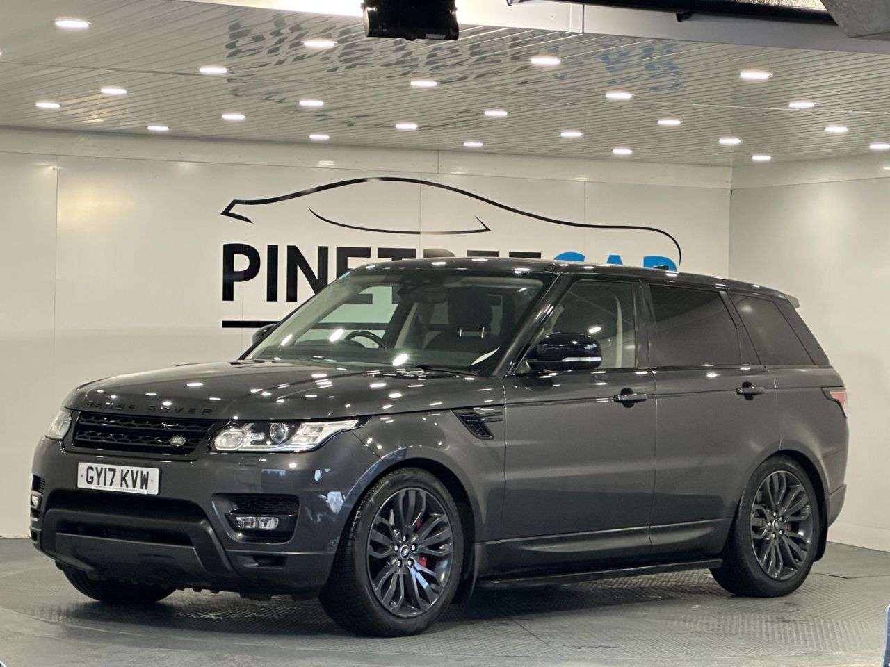 A 2017 LAND ROVER RANGE ROVER SPORT 3.0 SD V6 HSE Dynamic SUV 5dr Diesel Auto 4WD Euro 6 (s/s) (306 ps) A 2017 LAND ROVER RANGE ROVER SPORT 3.0 SD V6 HSE Dynamic SUV 5dr Diesel Auto 4WD Euro 6 (s/s) (306 ps)