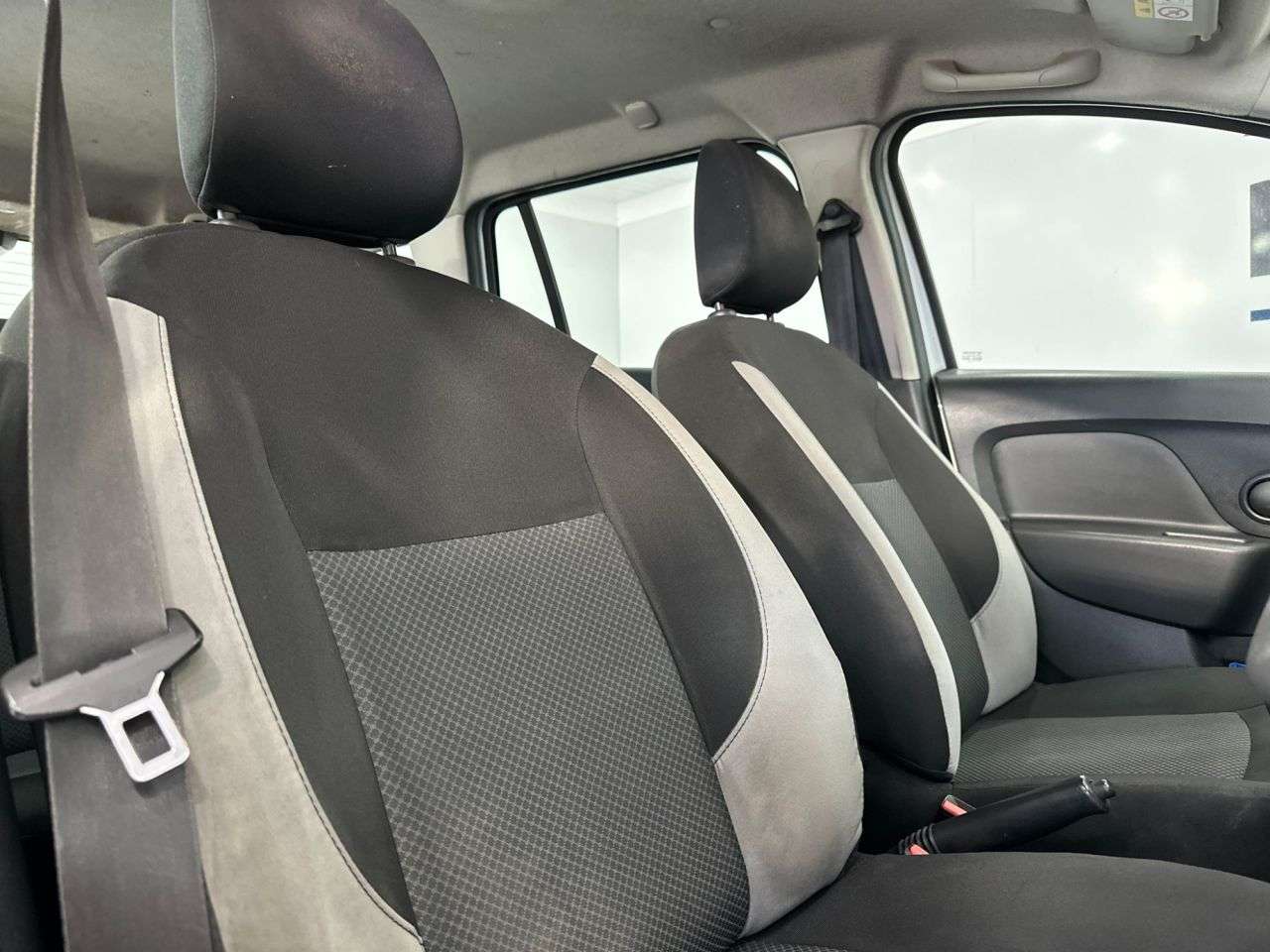 2016 DACIA LOGAN MCV 2016 DACIA LOGAN MCV