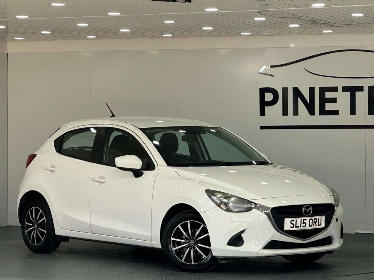A 2015 MAZDA MAZDA2 1.5 SKYACTIV-G SE Hatchback 5dr Petrol Manual Euro 6 (s/s) (75 ps) A 2015 MAZDA MAZDA2 1.5 SKYACTIV-G SE Hatchback 5dr Petrol Manual Euro 6 (s/s) (75 ps)